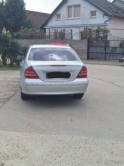 Predám Mercedes C220 CDI - 3