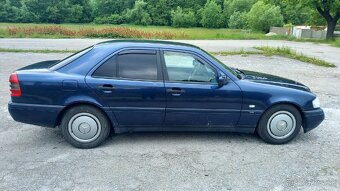 Mercedes C 220D w202 - 3