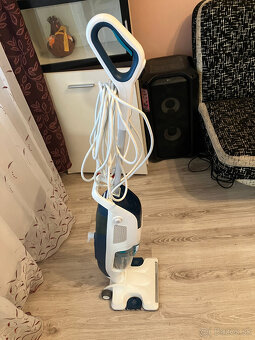 Tyčový vysávač Rowenta RY7757WH Clean & Steam Revolution - 3