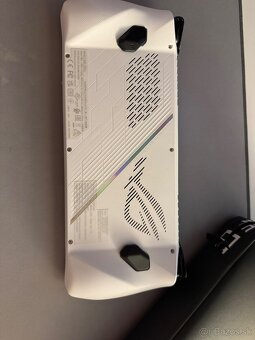 Asus ROG Ally Z1 Extreme - 3