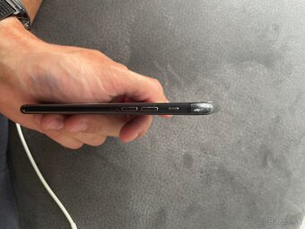 iPhone 7 - 3