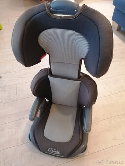 Predám detskú autosedačku Graco - 3