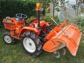 Malotraktor Kubota ZB1-15 4x4 - 3