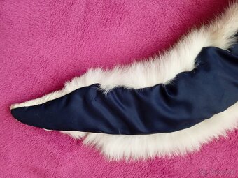 Kožušinová čiapka a golier zo striebornej líšky, dámska - 3