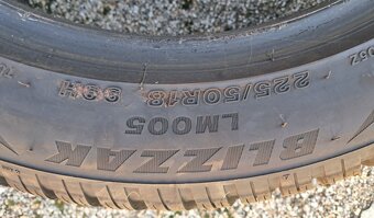 Zimne pneumatiky 225/50R18 - 3