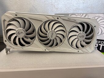 ASUS ROG STRIX GeForce RTX 3070 WHITE OC – TOP STAV - 3