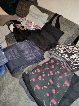 Balík dámskeho oblečenia - 3