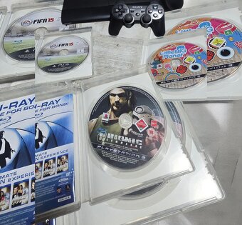 🎮 PlayStation 3 Super Slim 500 GB (CECH-4204C) + 3 HRY - 3