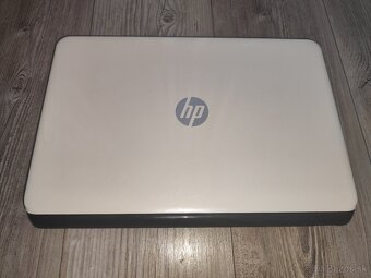 HP Pavilion 15 - 3