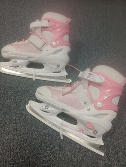 Dievčenské korčule veľkosť 34-37 - 3