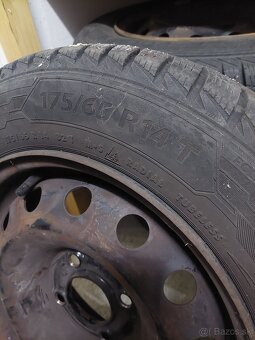 Predám zimné z diskami 175/65/r14 - 3