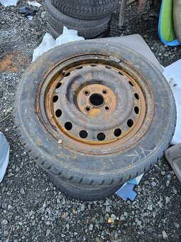 4x Zimné gumy 185/60r15 - 3