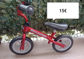 Šmykľavka, trojkolka, odrážadlo a kolobežka - 3