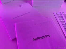 Apple AirPods 2. generácie - 3