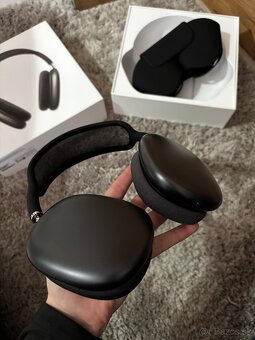 Apple AirPods Max Čierne - 3
