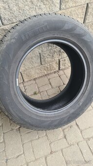 PIRELLI Scorpion 245/65R17 M+S - 3