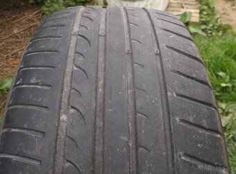Predám letné pneumatiky Dunlop 215/55 R16,cena cena 17€/ks - 3