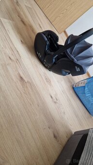 Polohovateľná autosedačka Britax römer baby safe pro - 3