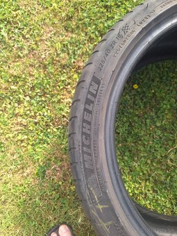 Letne pneumatiky 225/40r18 - 3