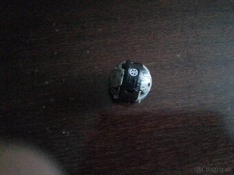 Predávam BAKUGAN 1kus-5€ všetko-35€ - 3