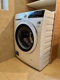 ELECTROLUX 600 SensiCare® s detskou poistkou - 3