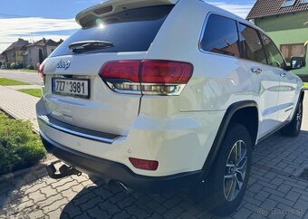 Jeep Grand Cherokee 3,0 CRDI nafta automat 184 kw - 3
