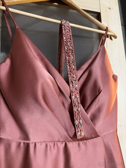 Dlhé staroružové spoločenské šaty - 3