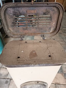 Predám staré kachle Mora - 3