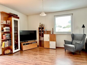 Novostavba RD s viničným domčekom a klembovou pivnicou - 3