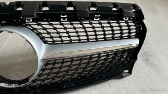 Predná maska / gril Mercedes-Benz CLA 180 - 3