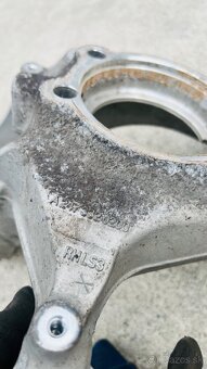 Predám pravú prednú otoč na Mercedes - 3