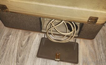 Prodám kotoučový magnetofon Philips - 3