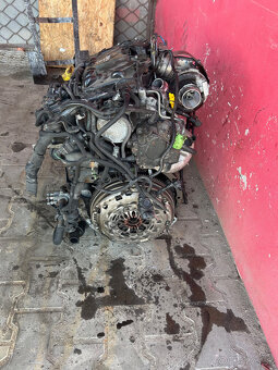 Motor Renault Espace 2,0DCI M9R B8 110KW prodám - 3