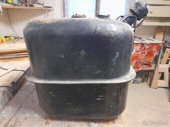 Palivova nádrž Zetor - 3