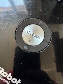 Robotický vysávač iRobot Roomba 696 Wifi - 3