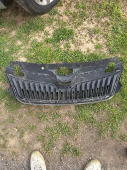 Maska GRILL Škoda Rapid - 3