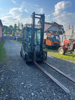 Vysokozdvižný vozík Still RX70-30 - 3