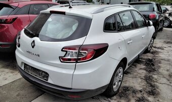 Renault Megane III Grantour 1.6 2010 predám PIATE DVERE, MOT - 3