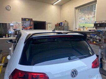Spoiler/kridlo golf 7 - 3