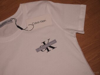 Calvin Klein dámske tričko - 3