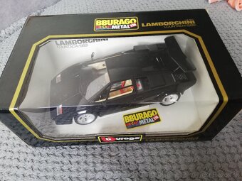 1:18 LAMBORGHINI Countach 1988 - 3