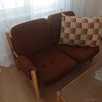 Predám staršie posedenie na chatu...atď.. - 3