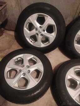 4ks alu disky orig. Nissan 5x114,3 R17 pneu 225/65 r17 6mm - 3