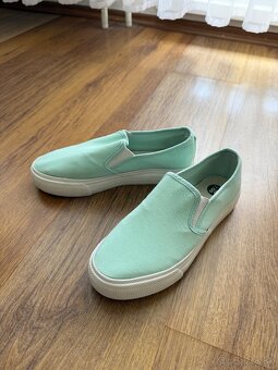 Slip-on tenisky (veľ. 38) - 3