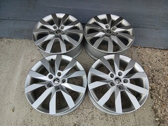 Predam original elektrony škoda Crystal 17 - 3