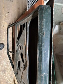 Predám na Skoda 1000mb pravé predné dvere - 3