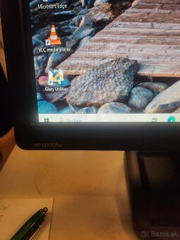 Na predaj starši Monitor. 19" 48,5 cm uhlopriečka. - 3