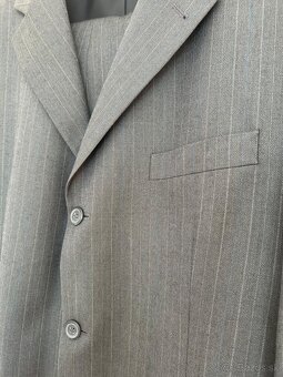 Pánsky oblek sivej farby veľkosť 56 - 3