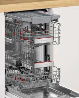 Predam 45 cm umyvacku Bosch 6 seria SPI6ZMS29E - 3