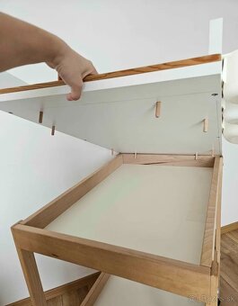 Sniglar - vylepseny prebalovaci pult - 3